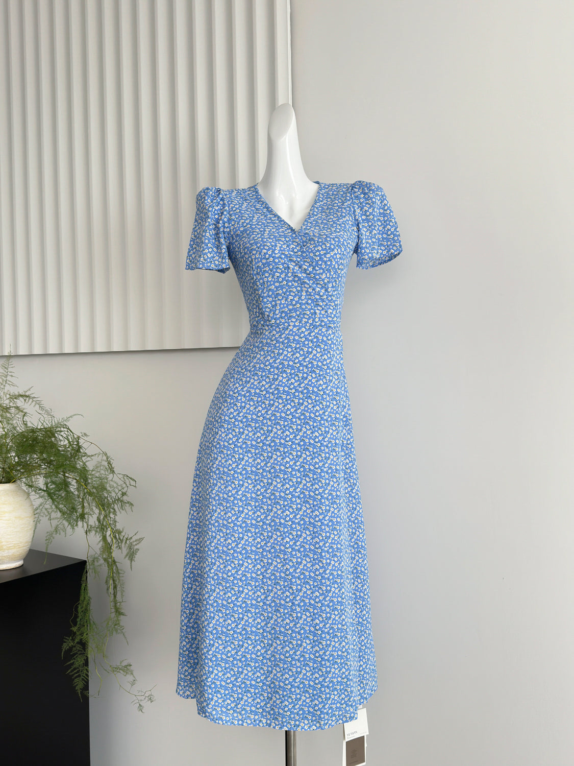 V-neck floral dress, loose short sleeves, waist-length holiday style long dress R2068