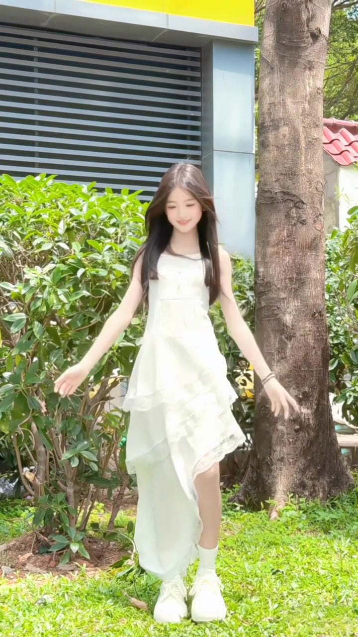 Irregular white suspender dress gentle temperament beautiful summer skirt R0756