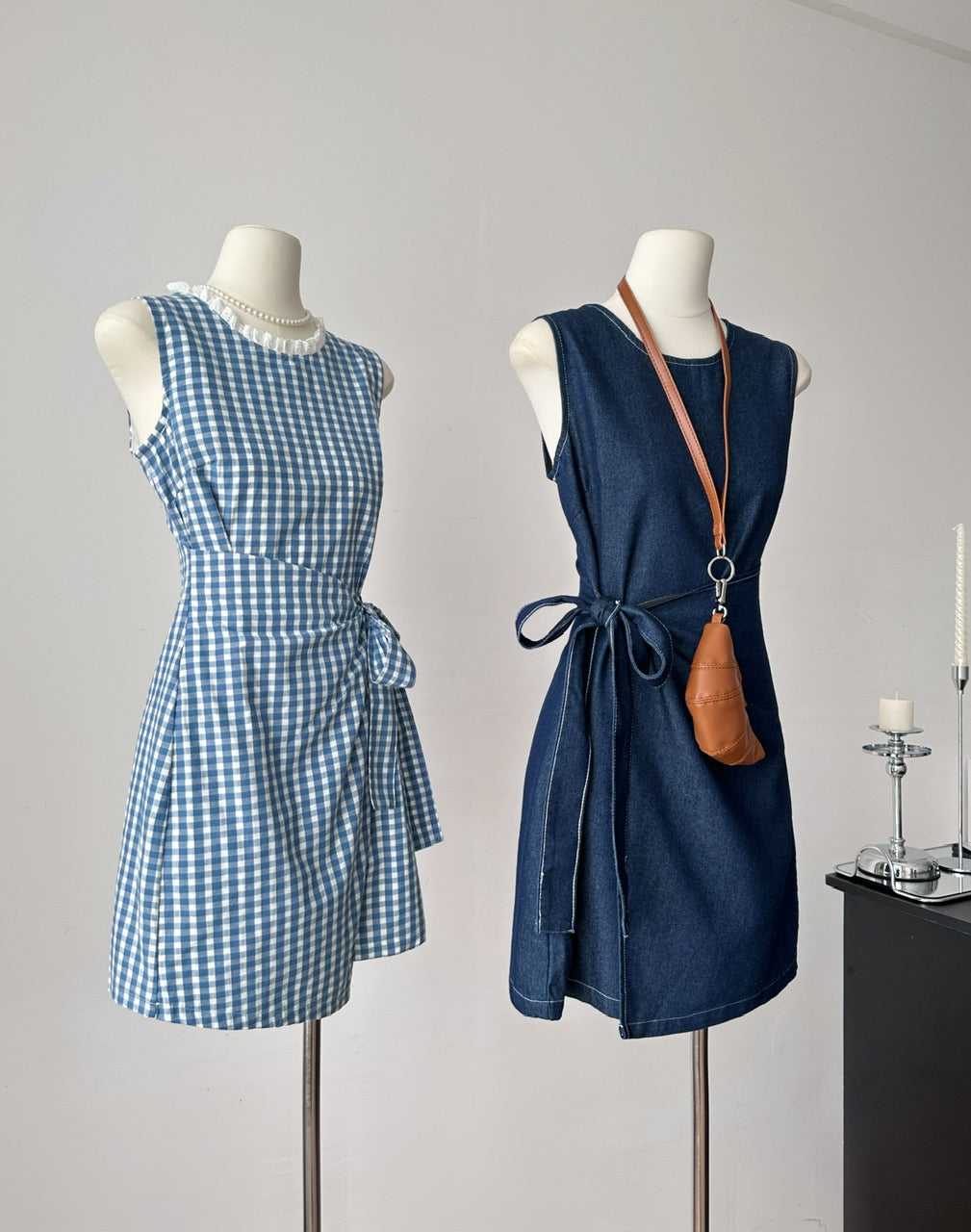 Two-color sleeveless round neck dress for women with waist-length tie skirt R2055
