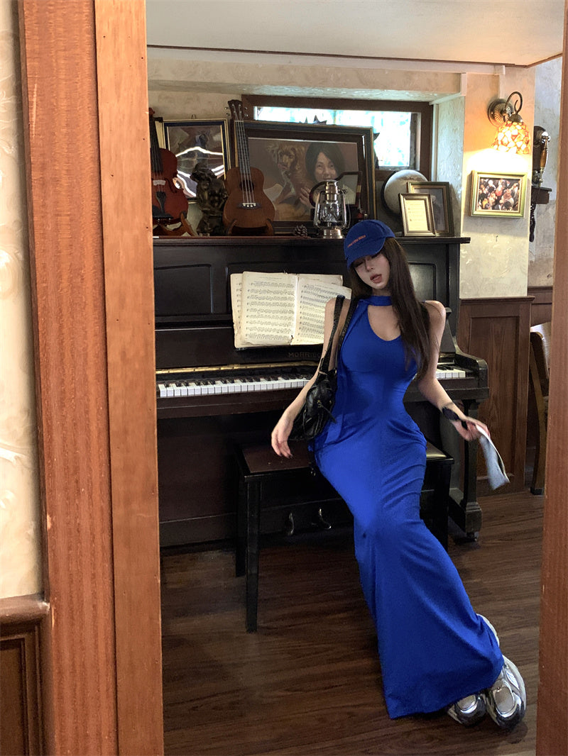 Suspender dress 2025 new style temperament figure-hugging waist slimming hip skirt R0570