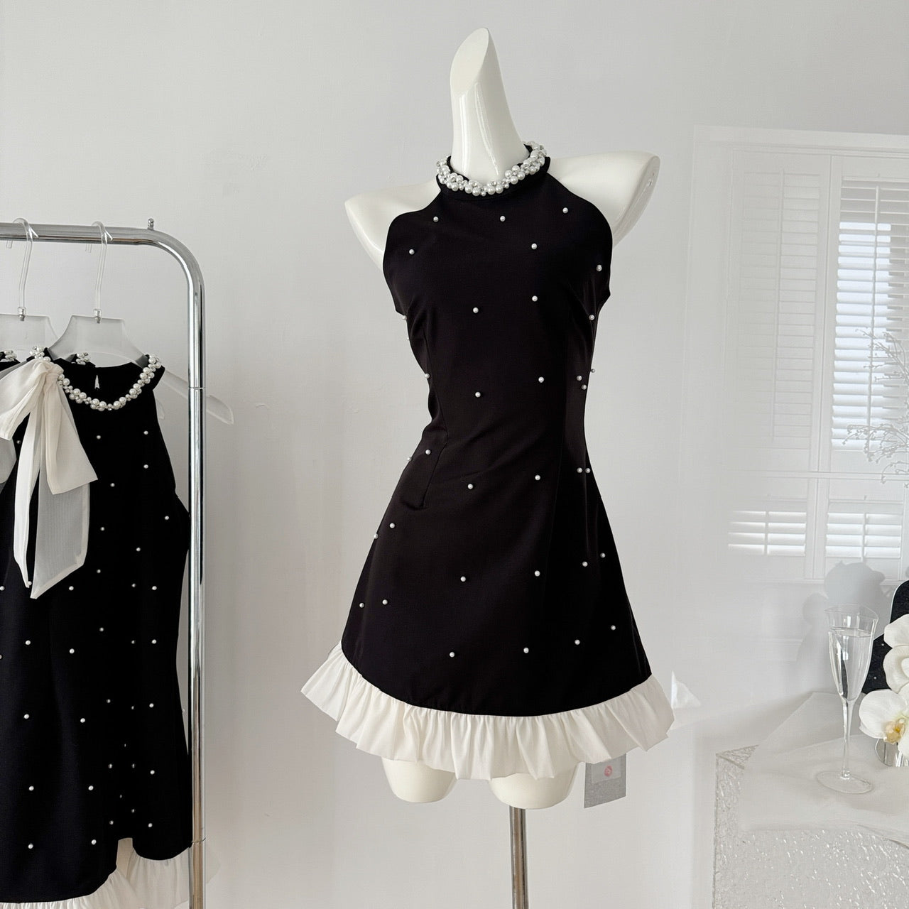 Bowknot black suspender dress 2025 loose and slim A-line skirt niche bottoming skirt R1986