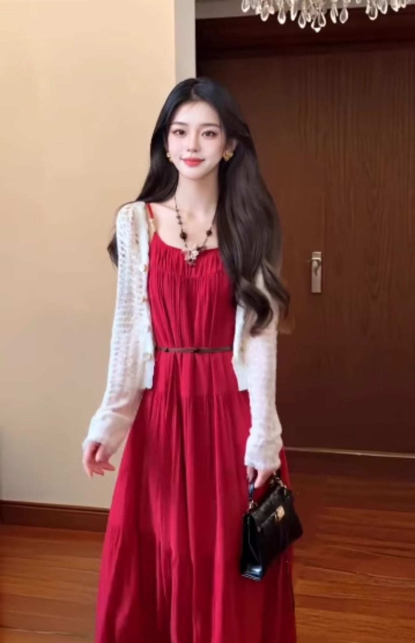 Retro red suspender dress holiday style temperament waist A-line long skirt R0682