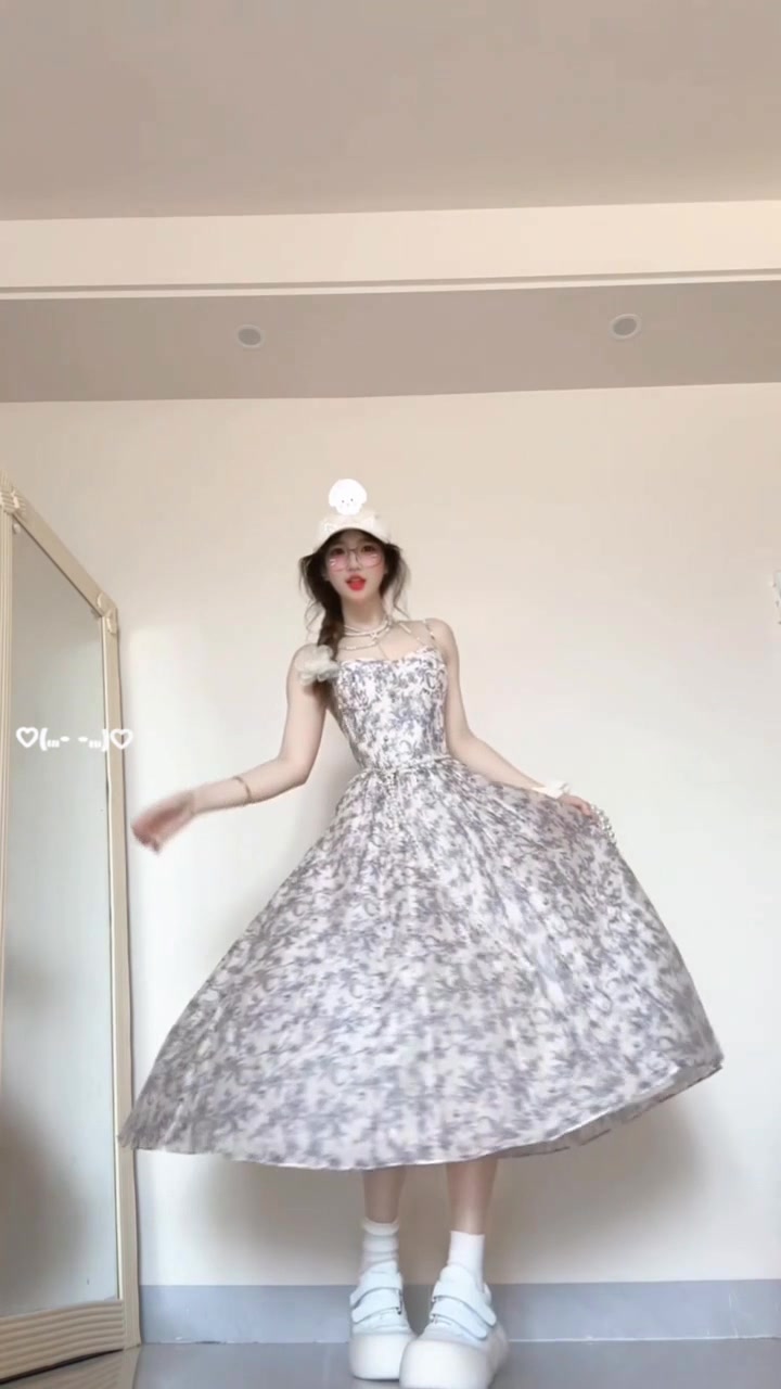 Floral suspender dress new style beautiful waist temperament long dress R0590