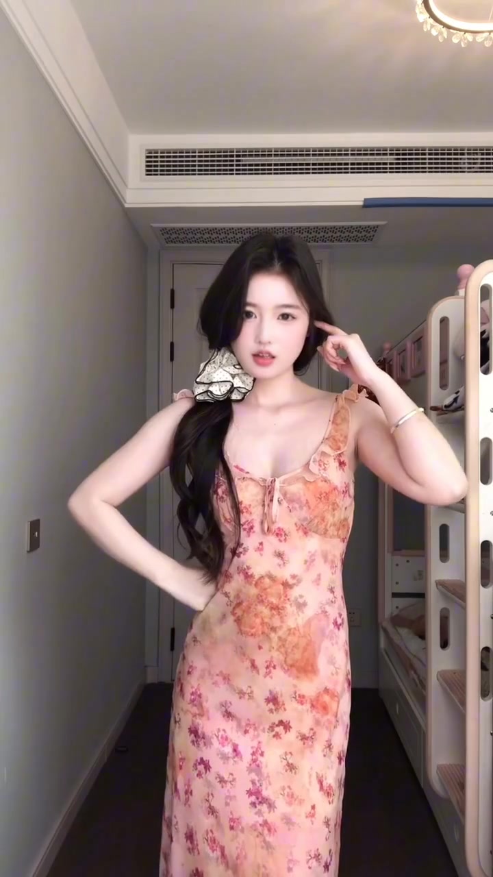 Pink floral suspender dress beautiful waist slim hip skirt R0622