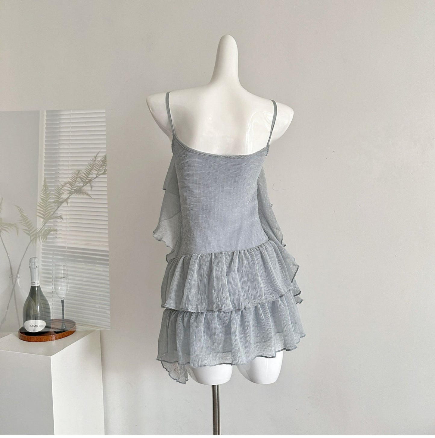 Multi-layered ruffled V-neck chiffon suspender dress with flowers for holiday R2128