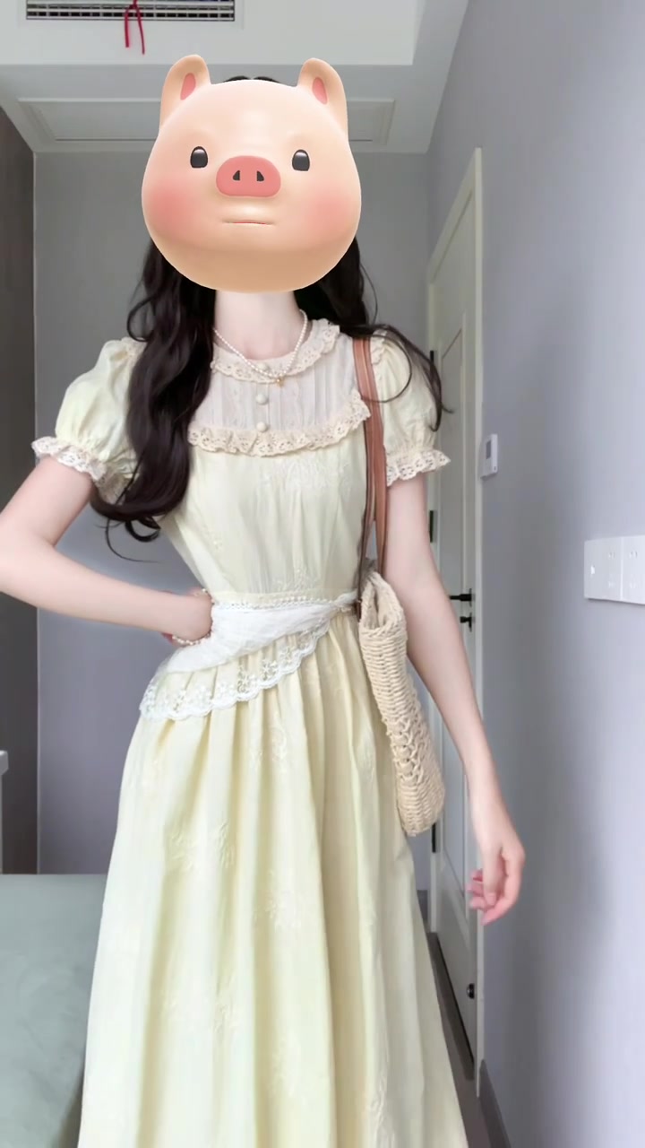 Holiday gentle style yellow jacquard puff sleeve dress unique beautiful waist temperament long skirt R0447