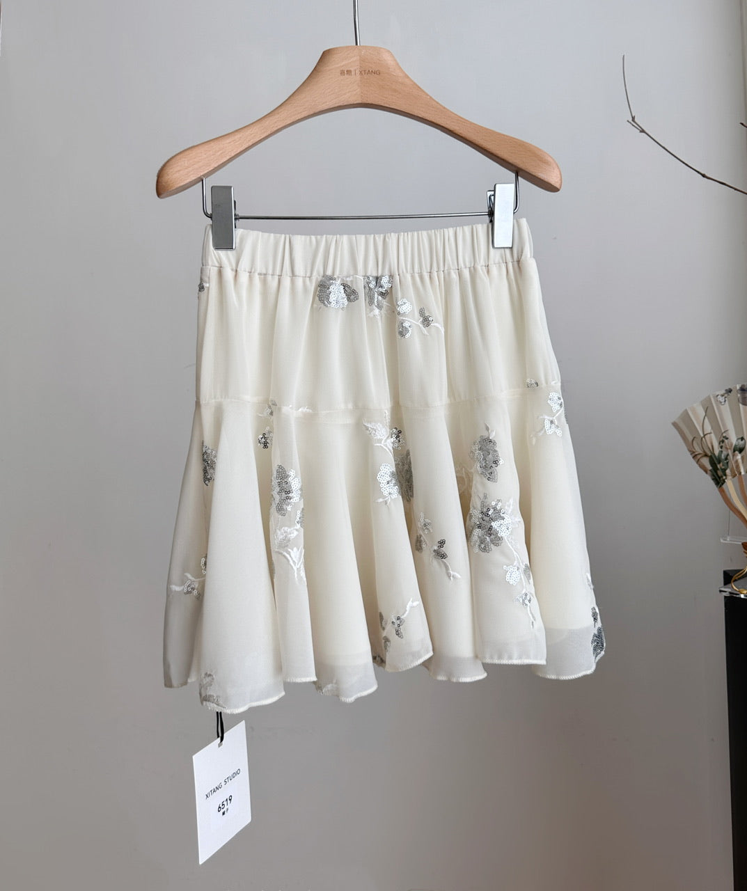 Nanyang noblewoman 2025 new silver sequin embroidered cape top + embroidered skirt set R2012