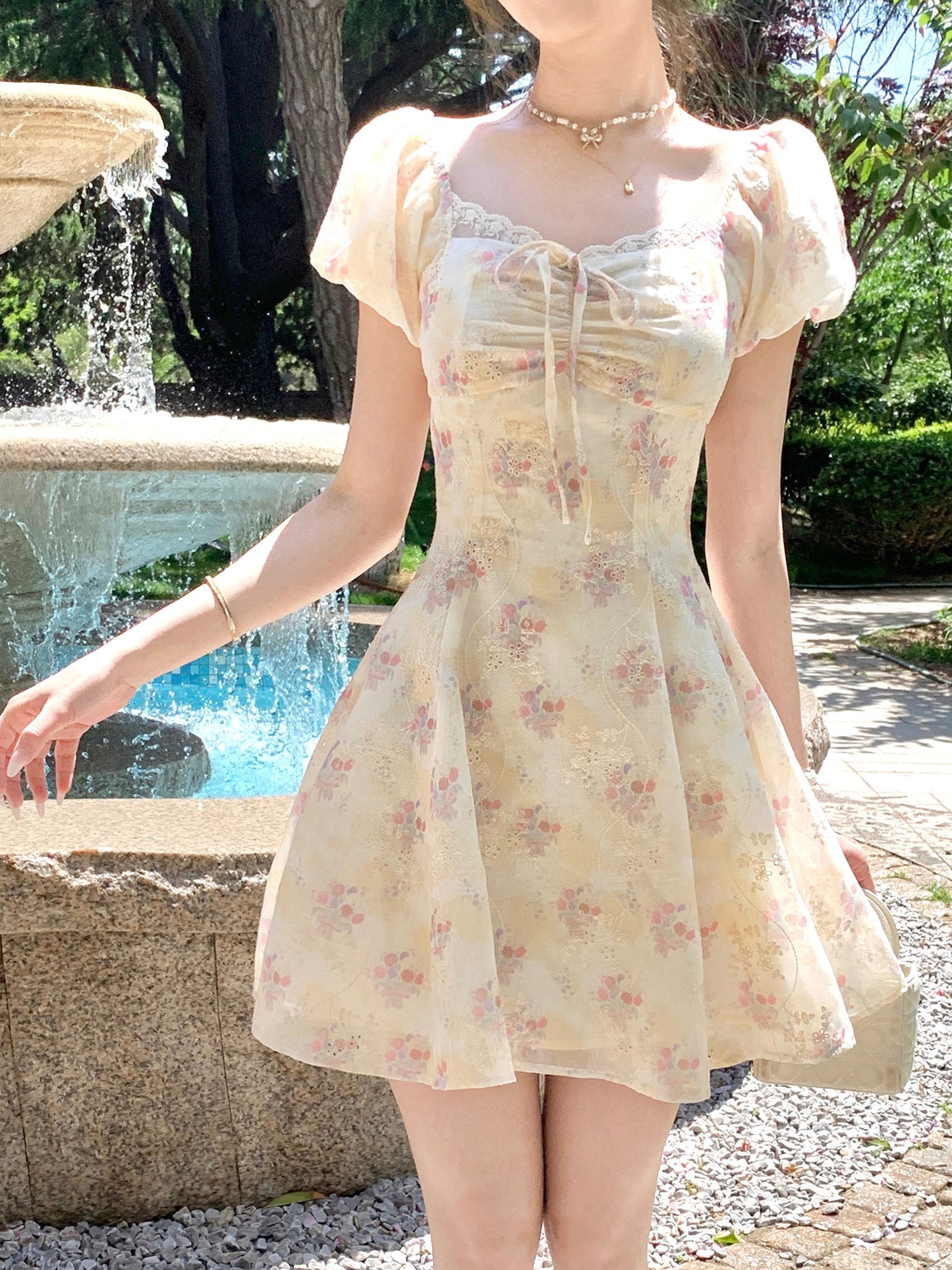French yellow floral short-sleeved dress, beautiful summer skirt R3867