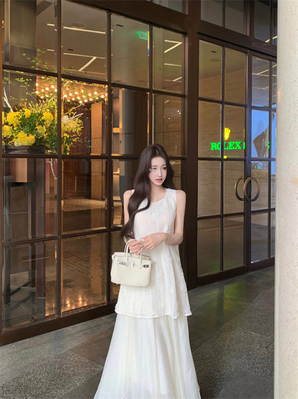 Beautiful flower vest dress gentle temperament atmosphere small skirt R0715