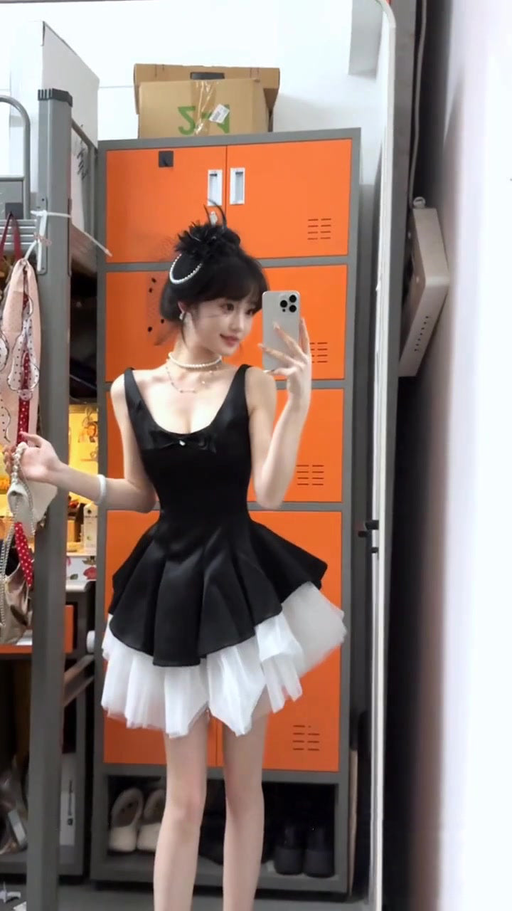 French black suspender dress retro temperament waist fluffy mesh dress R0885