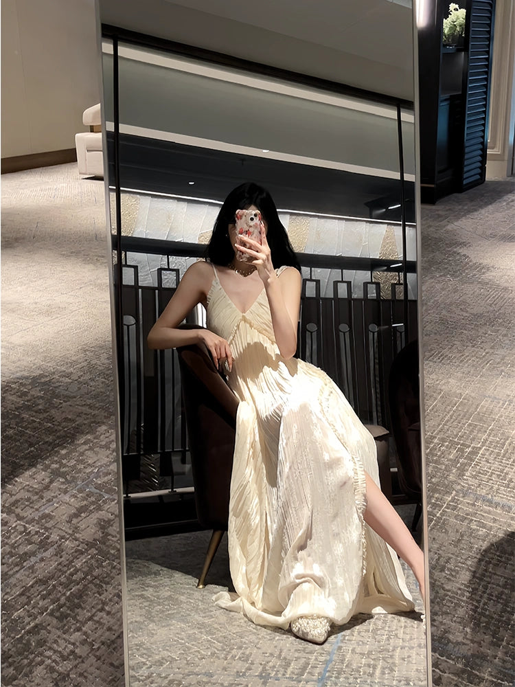 pleated floral embroidered V-neck seaside holiday dress     S6036