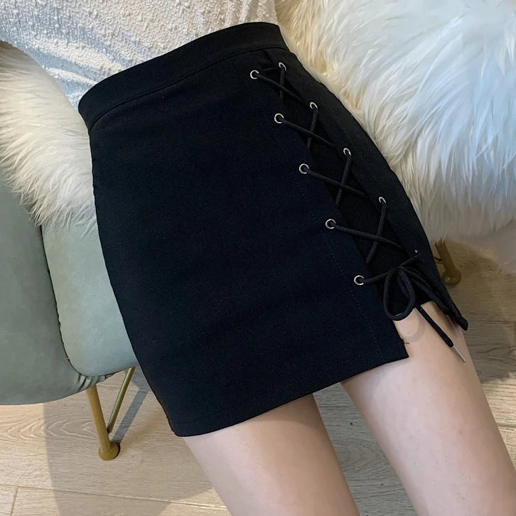 Black cross-tie irregular high-waist skirt       S2817