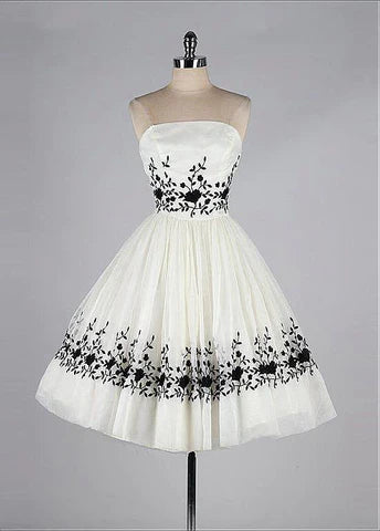 BLACK AND WHITE HOMECOMING DRESS       S2766