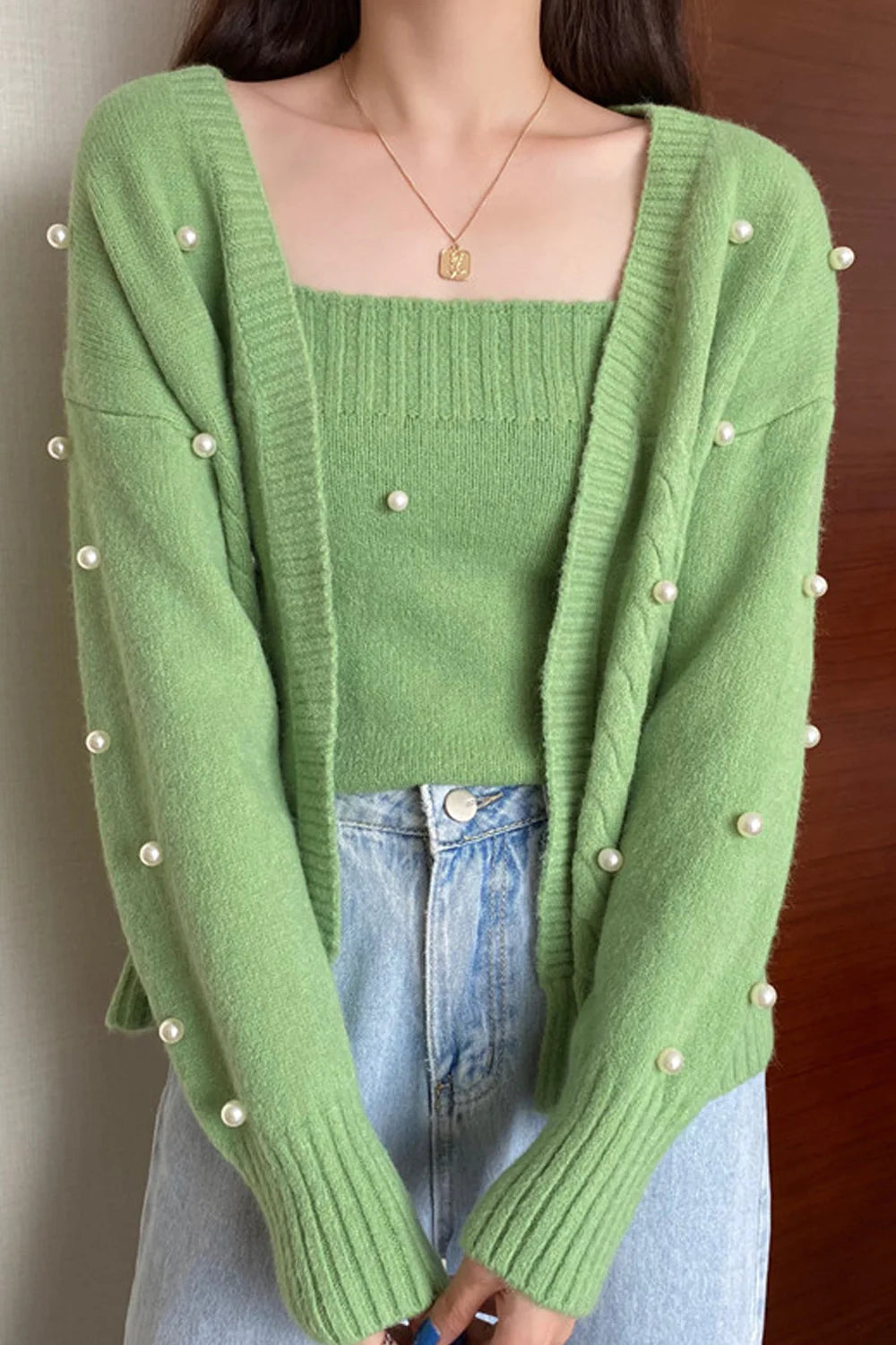 Pearl Style Knitted Cardigan Sweater     S2742