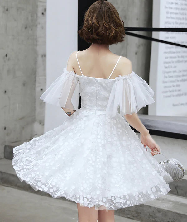 WHITE TULLE SHORT PROM Dresses     S2939