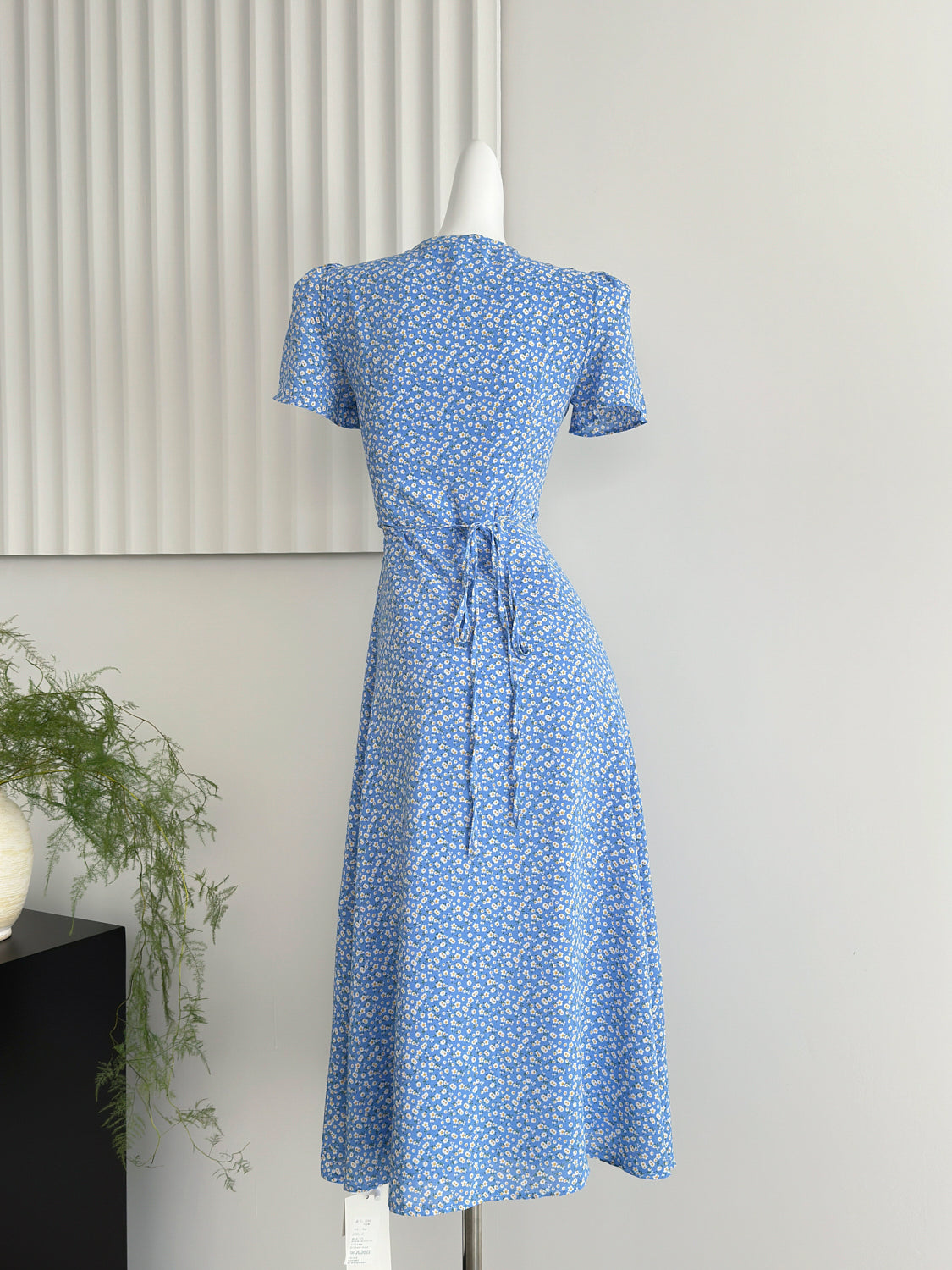 V-neck floral dress, loose short sleeves, waist-length holiday style long dress R2068