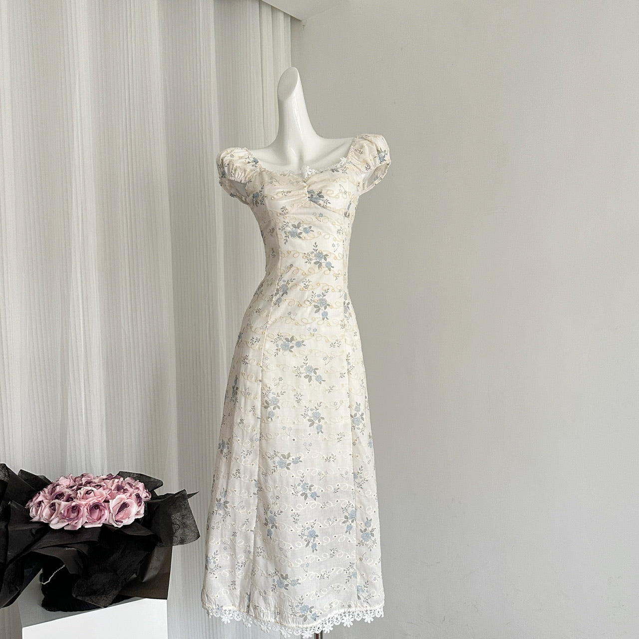 Hot love floral dress new style waist lace square neck short skirt R2074