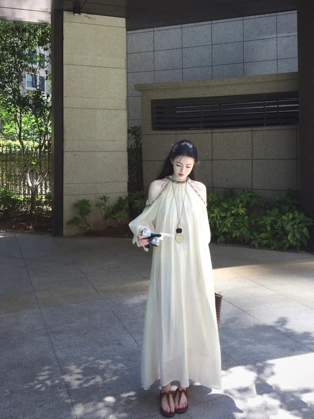 Off-the-shoulder dress, relaxed French long skirt R0552