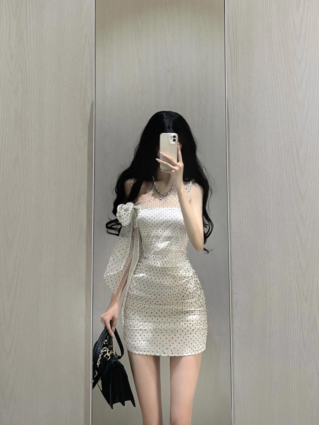 Off-shoulder polka dot dress, sexy and figure-hugging date dress R0557