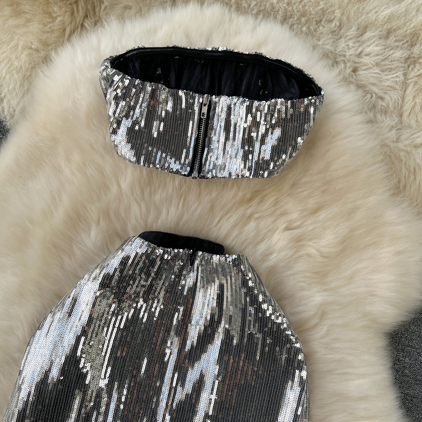 High-end suit sequined tube top short sexy high slit ruffle skirt holiday two-piece suit R2210