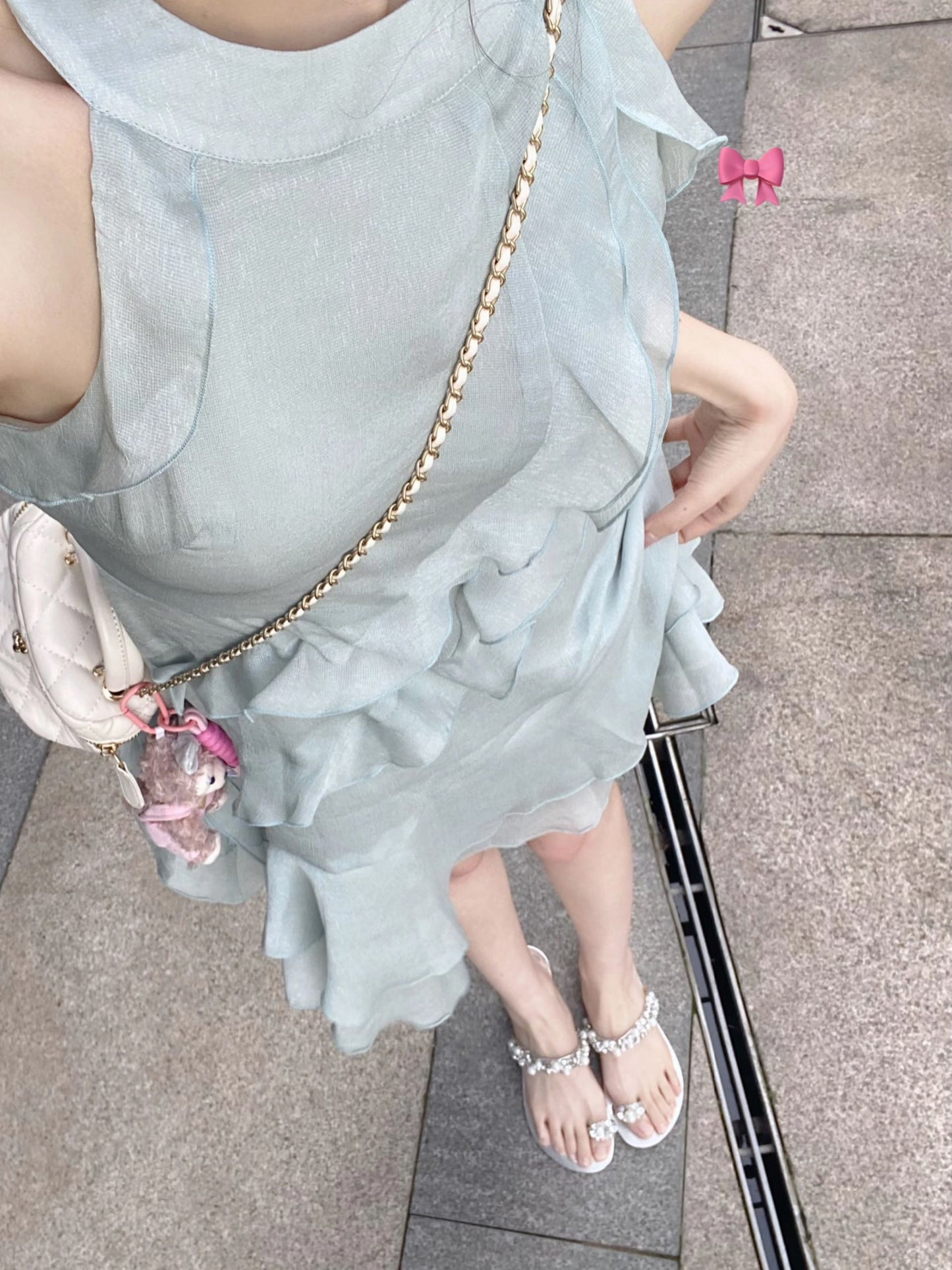 Gentle temperament ruffled sleeveless halter dress unique waist A-line short skirt R0493