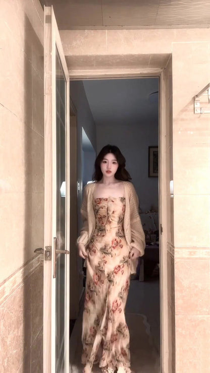Retro floral suspender dress beautiful waist slim beach dress R0668
