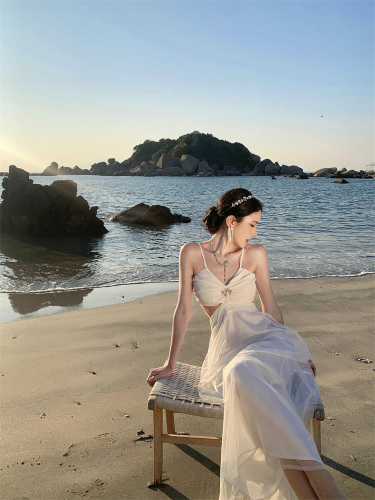 White hollow suspender dress gentle temperament waist backless A-line long skirt R0596