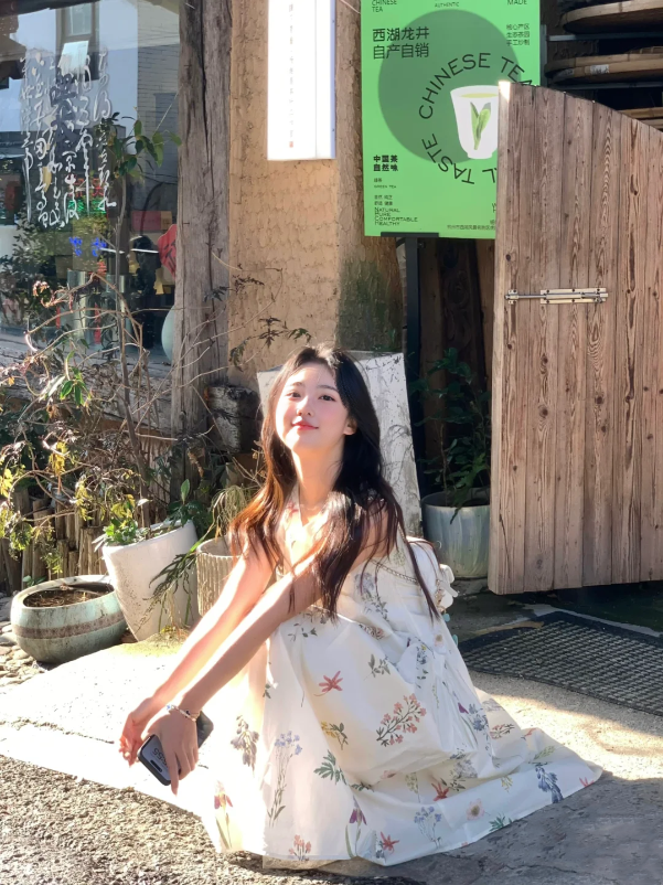 Sleeveless vest floral dress beautiful holiday style loose temperament long dress R0753