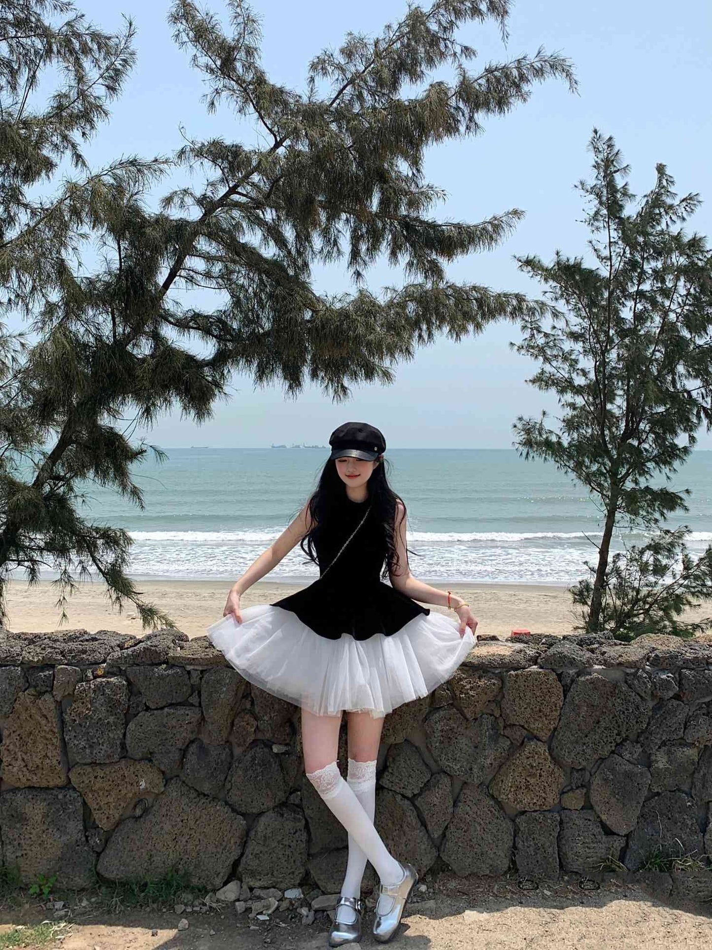 Black sleeveless vest dress temperament waist puffy short skirt R0545