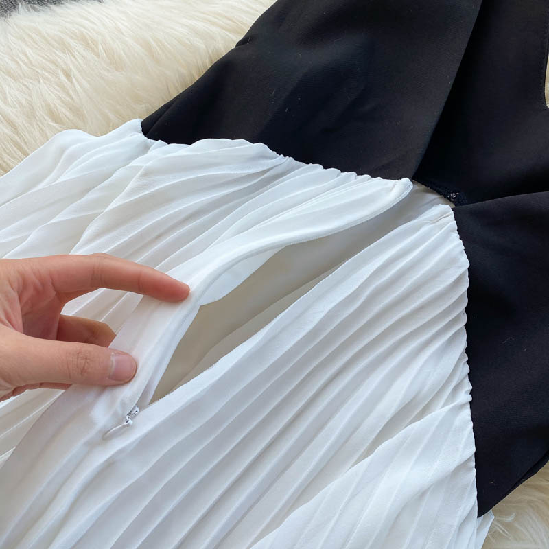 Holiday dress temperament V-neck contrast color stitching pleated big swing beach dress R2294