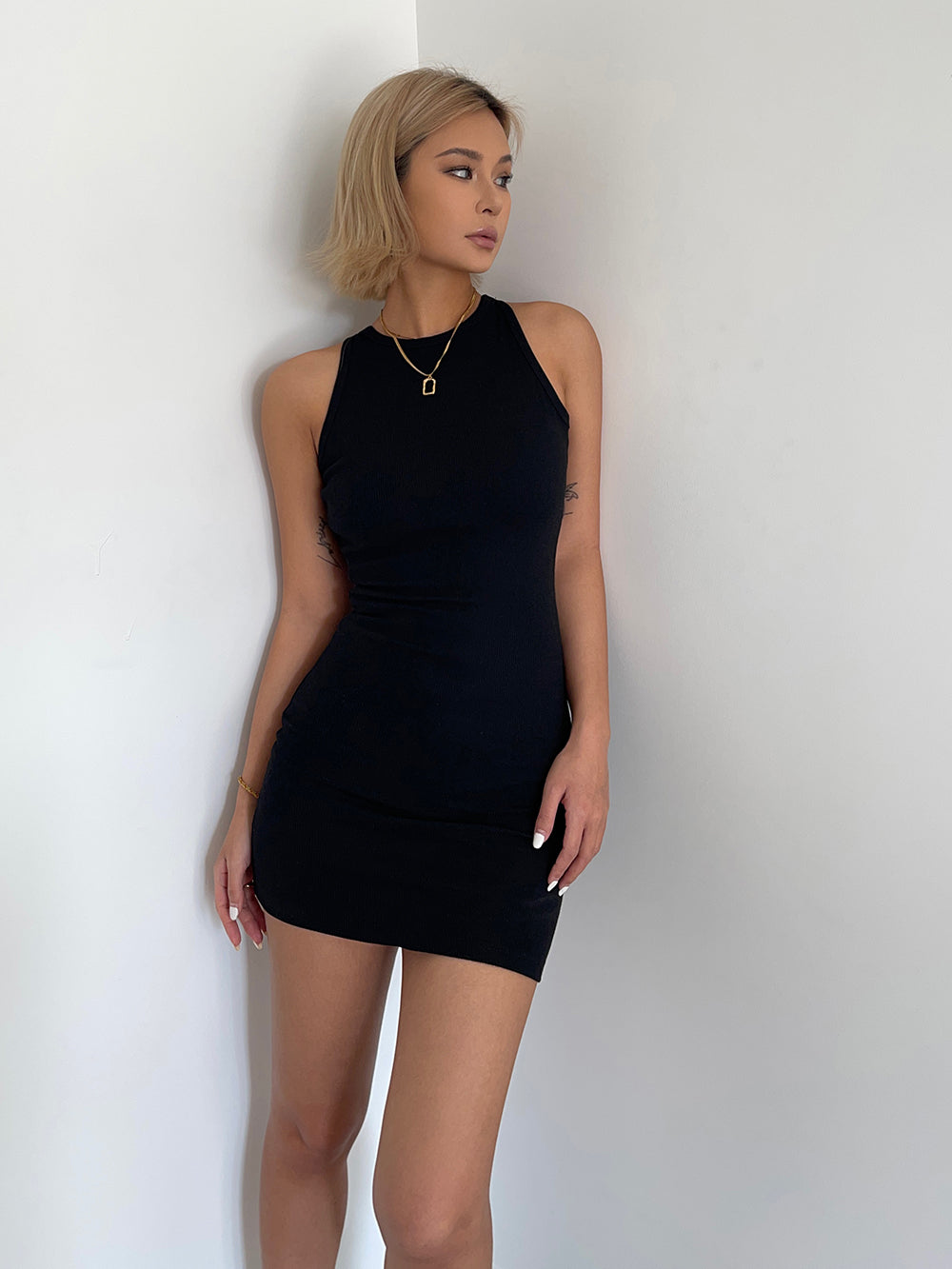 Holiday style hot girl sexy backless halter neck tie chest party hip skirt summer R3083