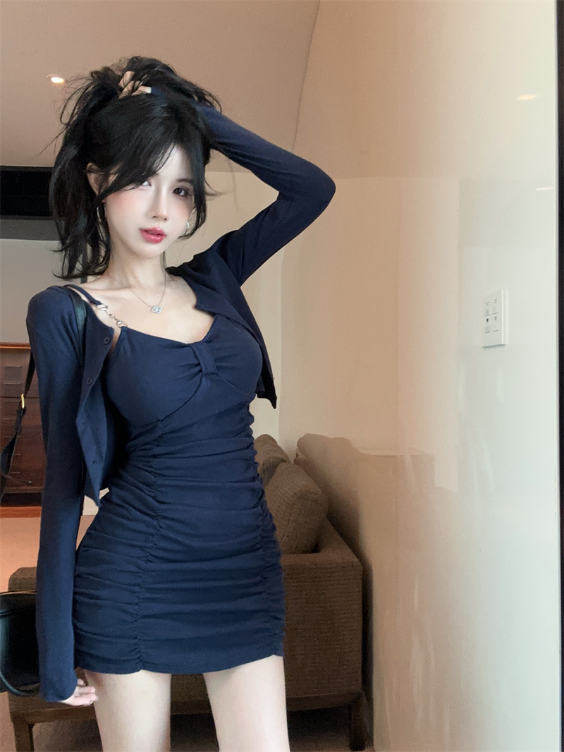 Hot Girl Style Sexy Bottom Slim Pleated Suspender Dress Long Sleeve Cardigan Top Two-piece Set R3789