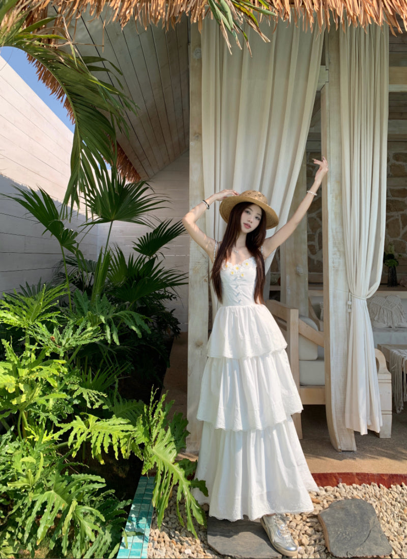 Beautiful little skirt lace splicing cake sling long dress R0778