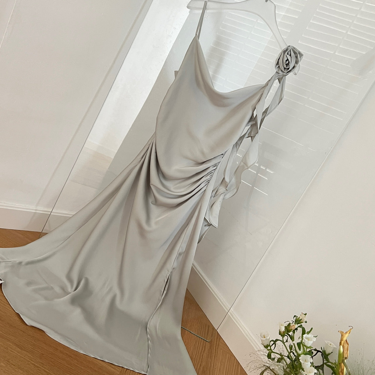 French atmosphere gentle and beautiful dress sexy acetate satin suspender dress R2184