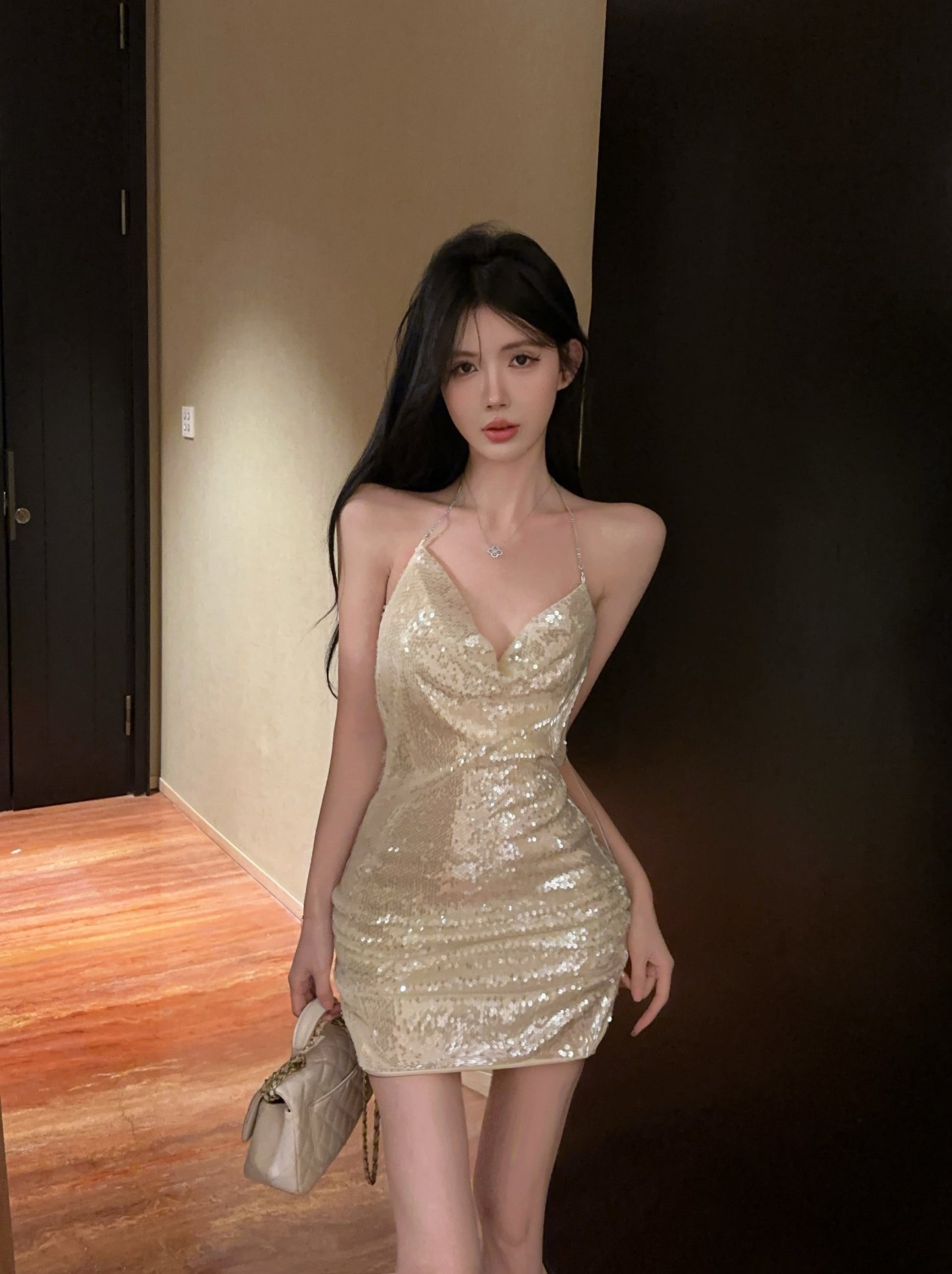 High-end halter neck open back sequined dress pure sexy high waist slim fit dress R3754
