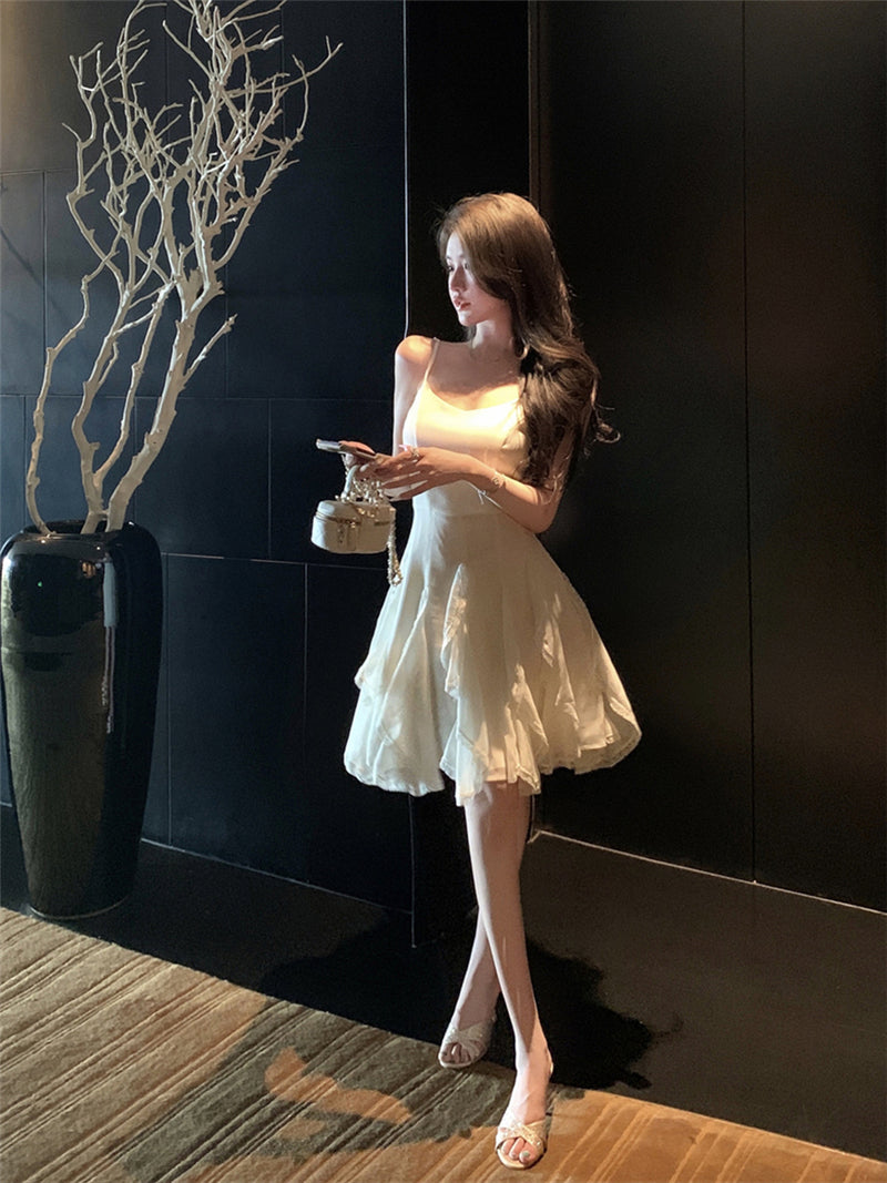Gentle style v-neck ruffled suspender dress temperament waist A-line short skirt R0594