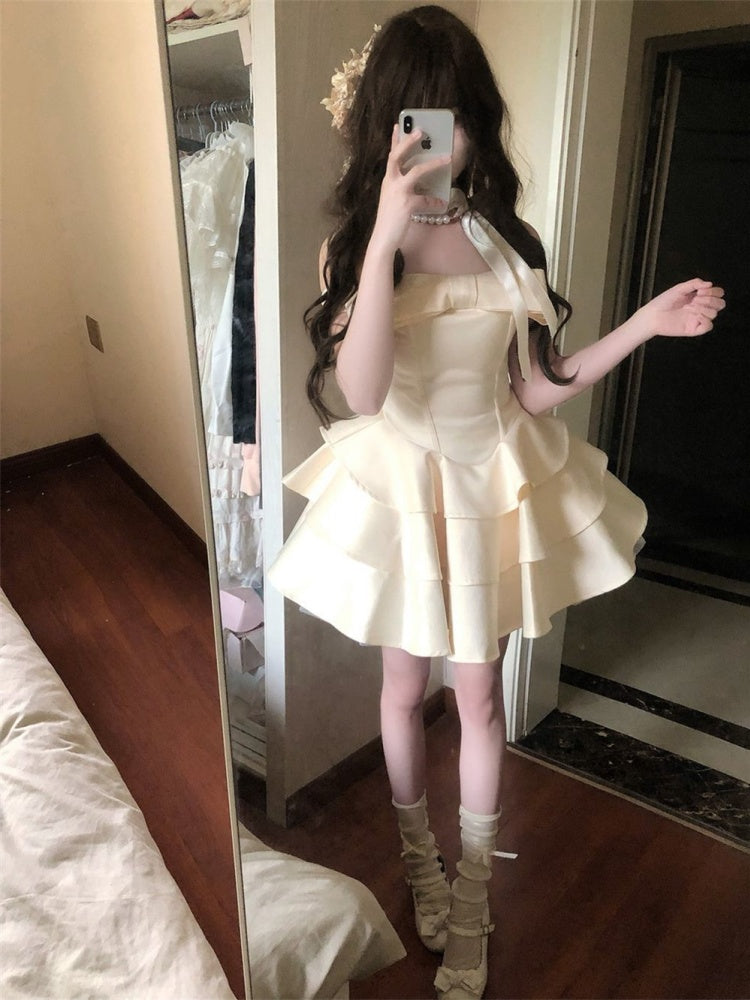 A-line dress with a sense of gold and a shoulder, satin waist, puffy dress, summer homecoming dress R3016