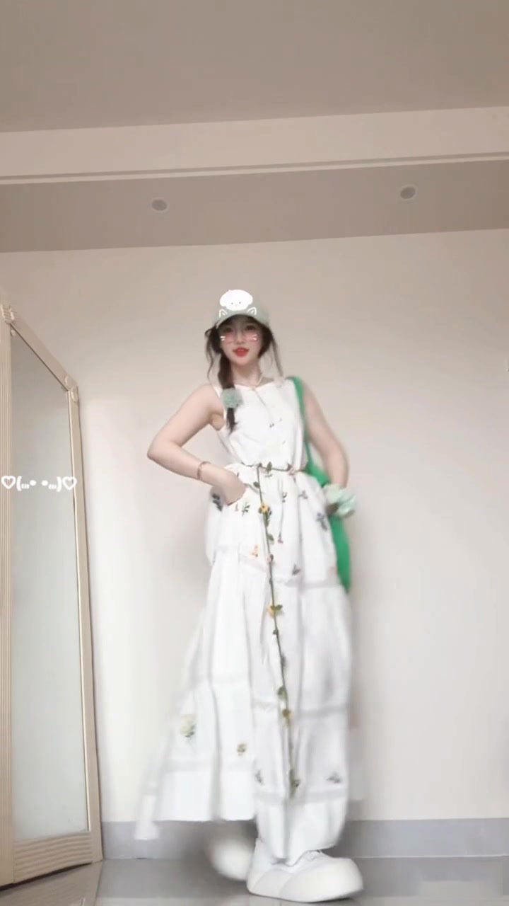 Sleeveless vest floral dress gentle temperament waist A-line long skirt R0709