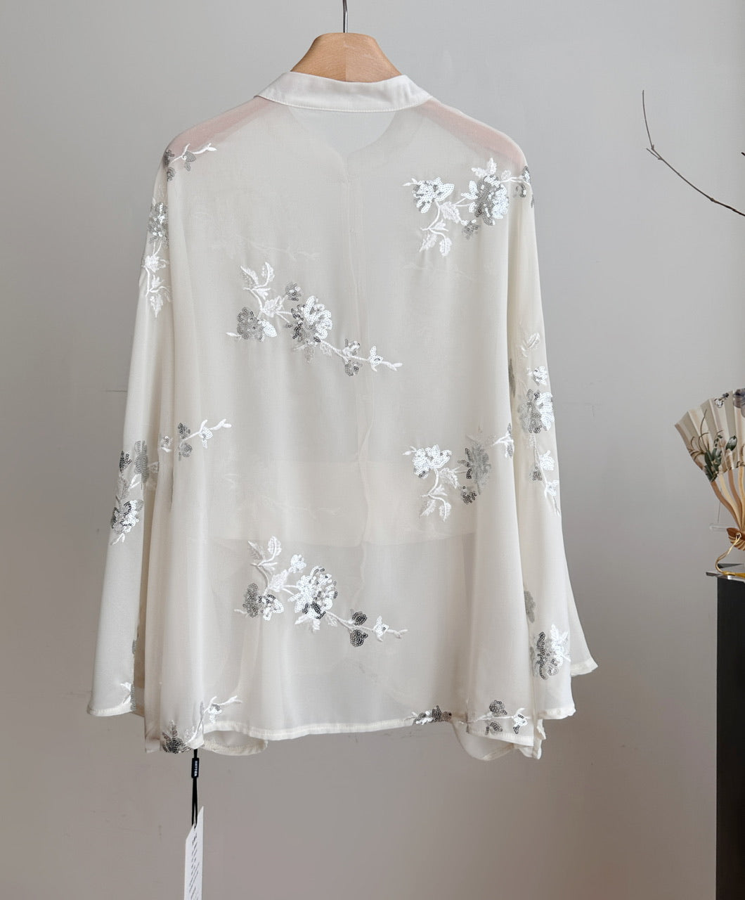 Nanyang noblewoman 2025 new silver sequin embroidered cape top + embroidered skirt set R2012