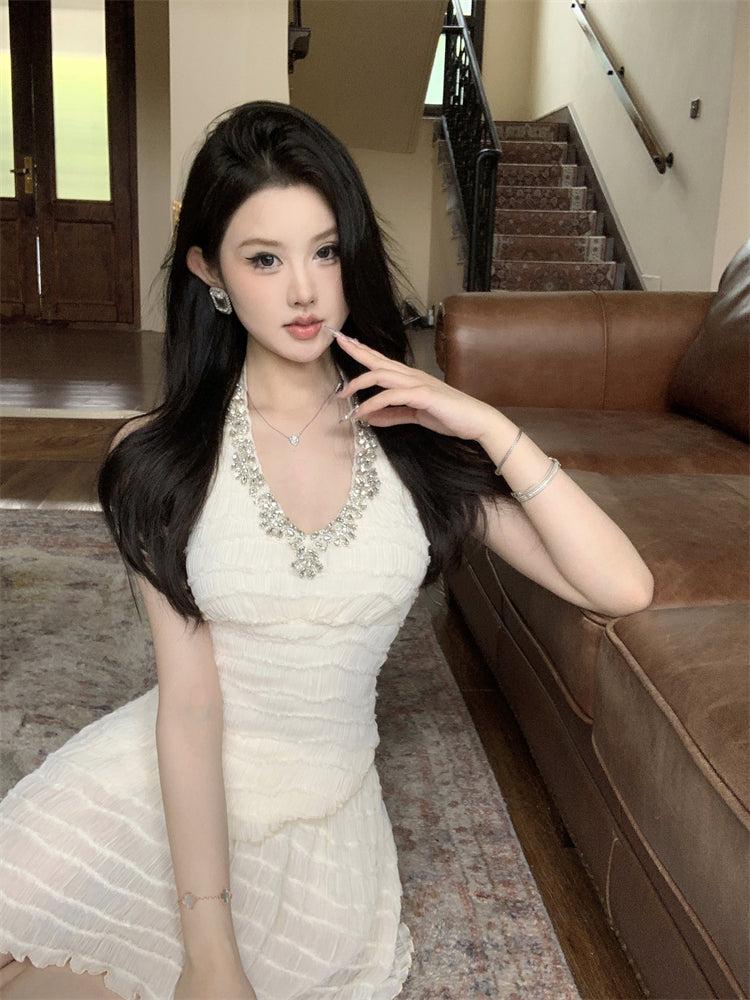 High-end halter neck rhinestone design sleeveless top for petite high waist slimming hip skirt suit R3673