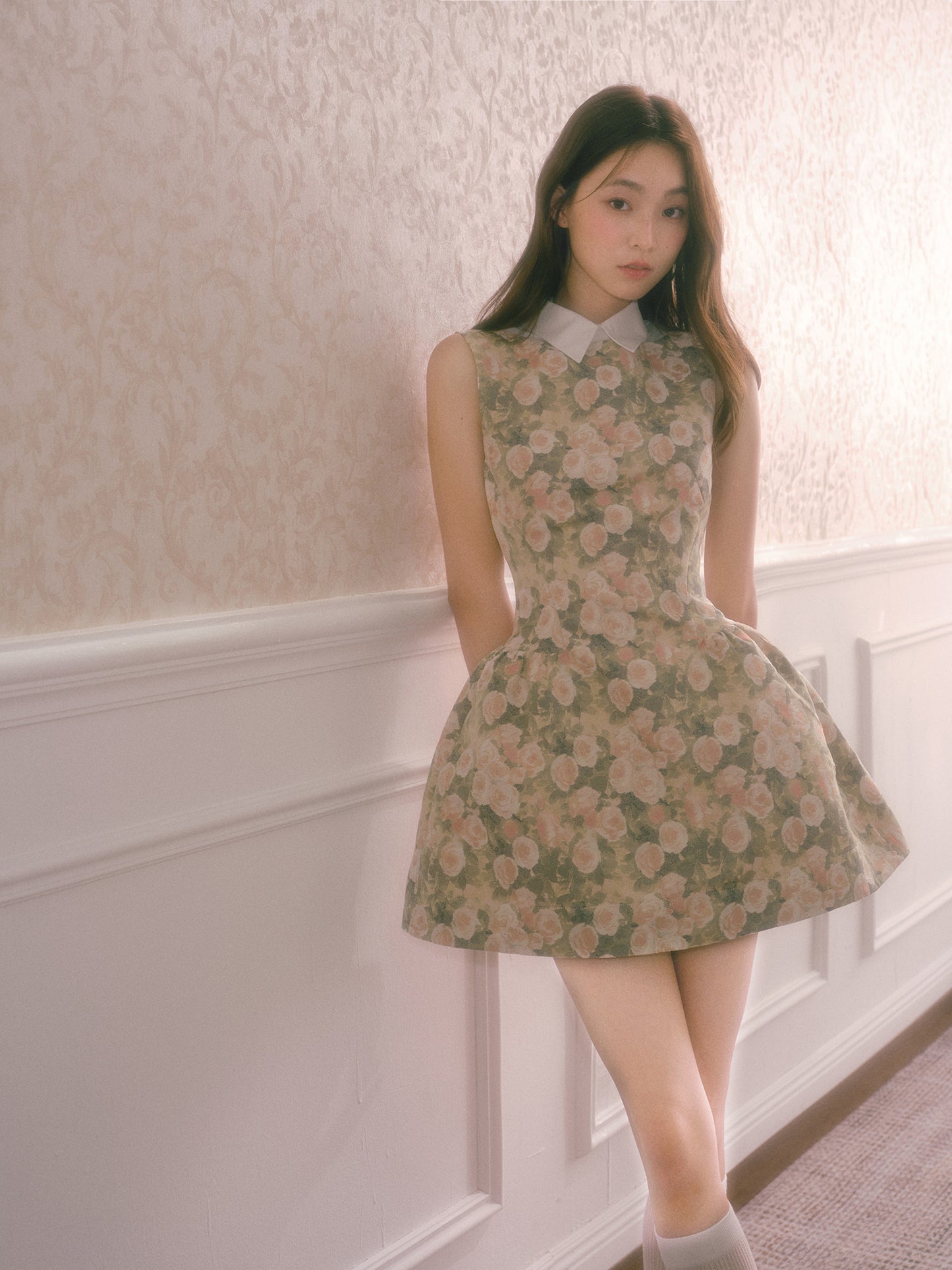 Rose Oil Painting Shirt Collar Sleeveless Dress Qianjinfeng Puffy Slim Waist Vest Dress R5134