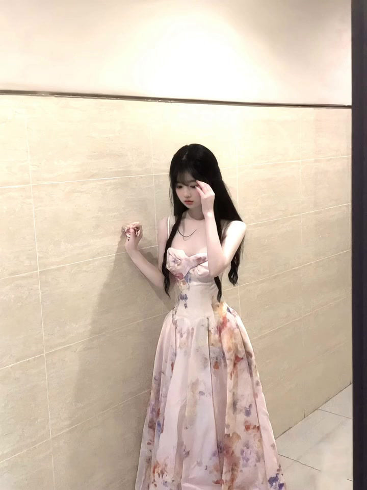A rich girl's outfit with floral suspender dress, gentle temperament, waisted A-line long skirt R0489