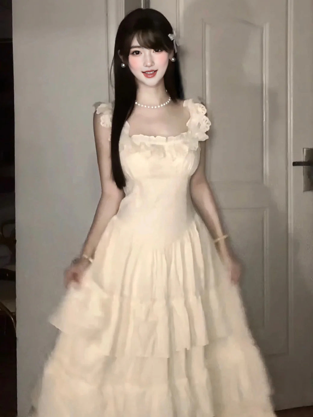 A-line princess dress with small flying sleeves and a sweet fluffy cake waist R0501