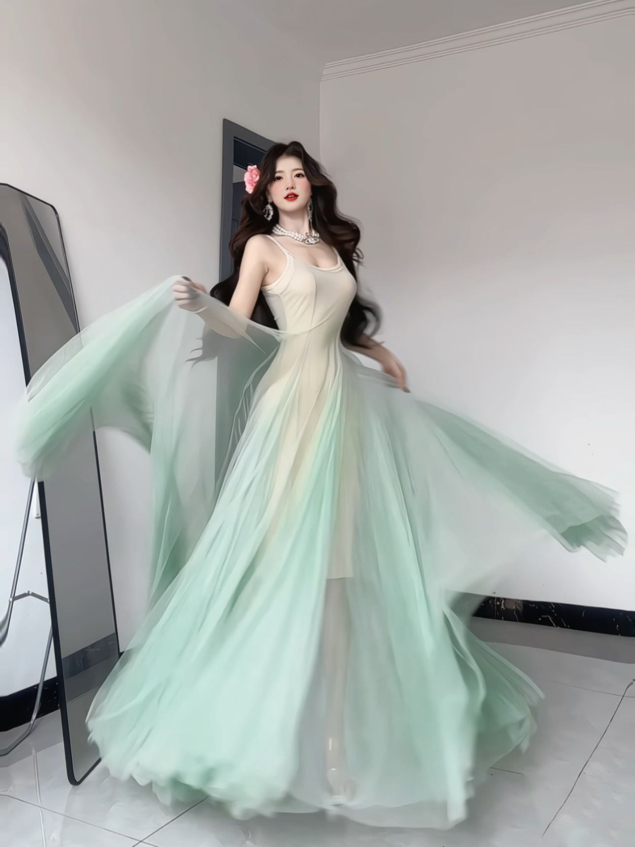 2025 new green mesh suspender dress beautiful waist temperament long skirt R0504