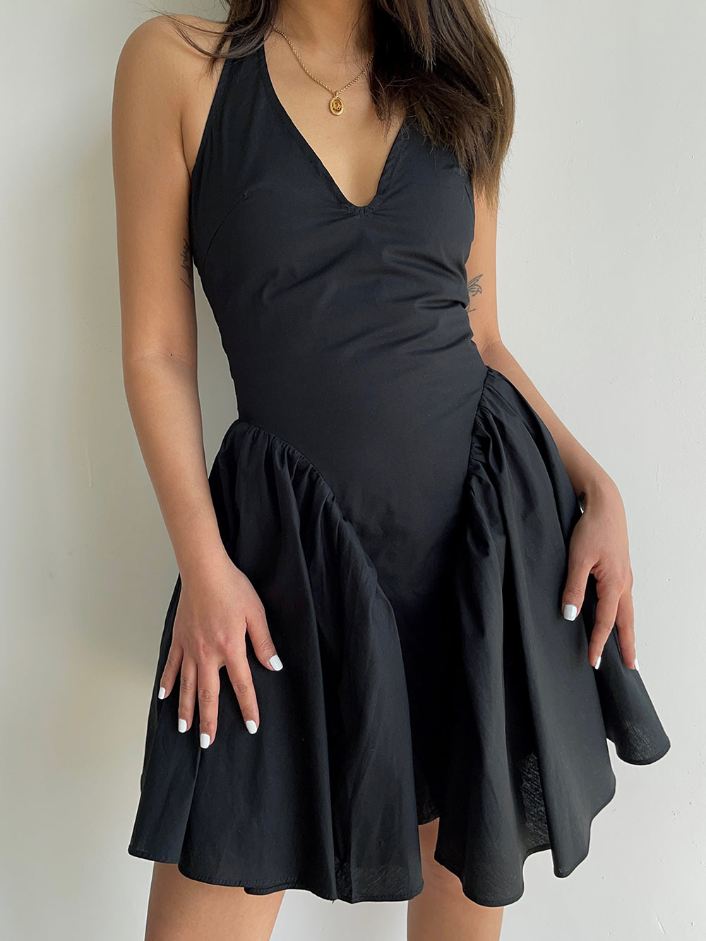 High-cold black halter neck dress 2025 new style women's summer little black dress R3079