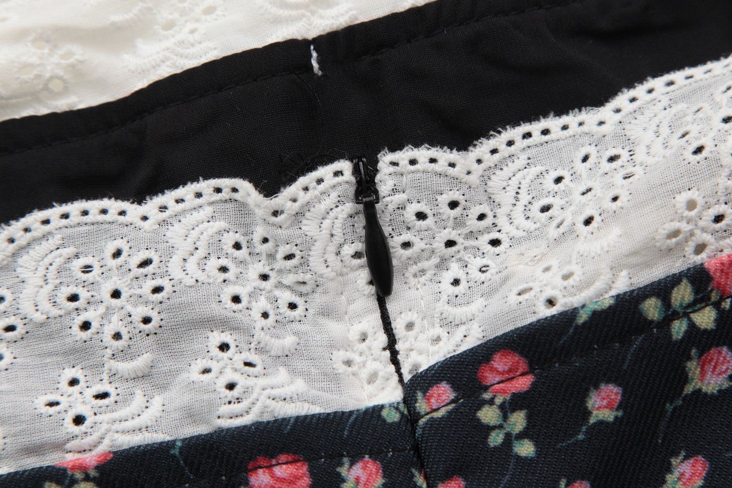 French lace suspenders floral dress 2025 summer new style slim fit temperament slim hip skirt R3096