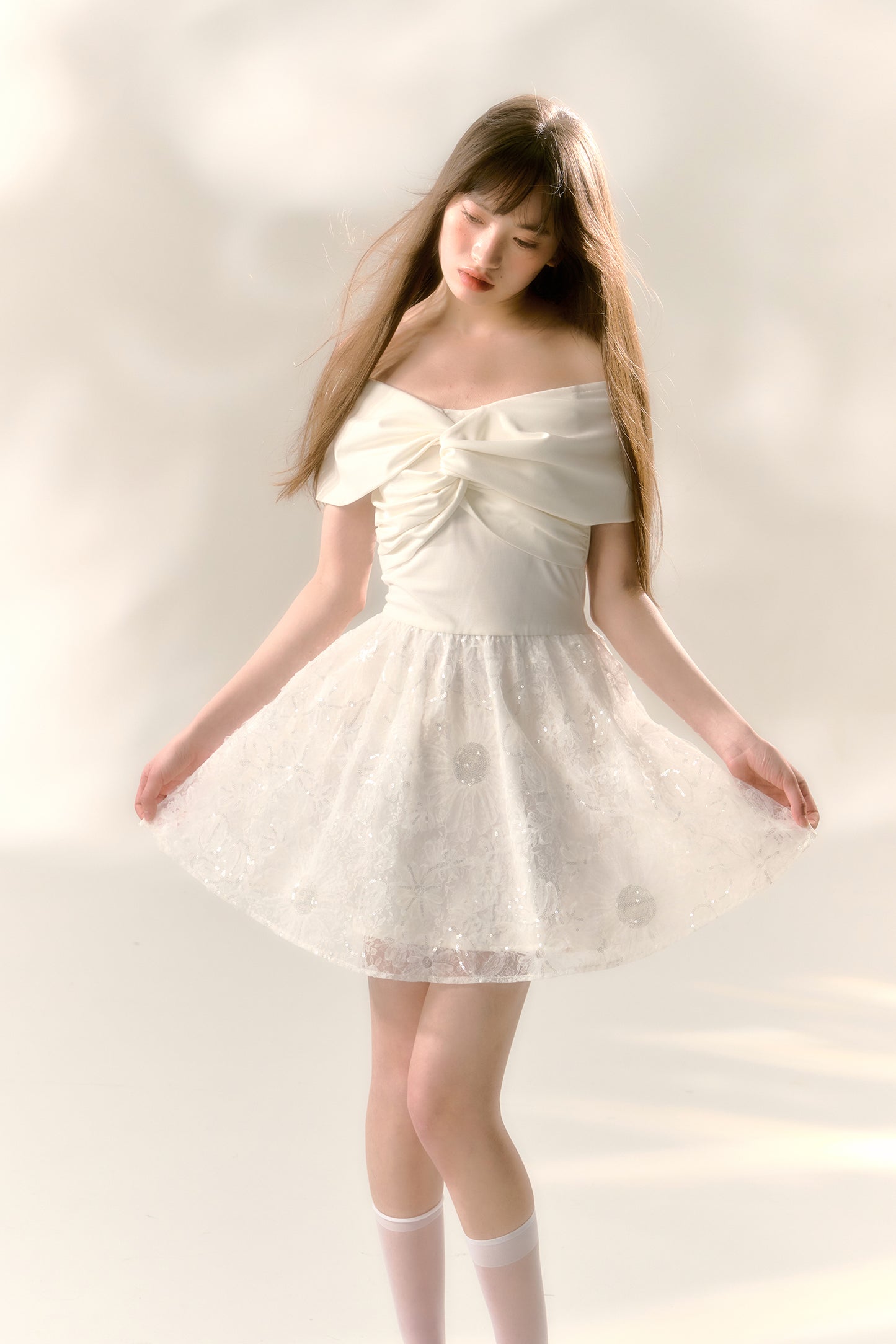 White one-shoulder dress knitted splicing sequined tutu skirt R5172
