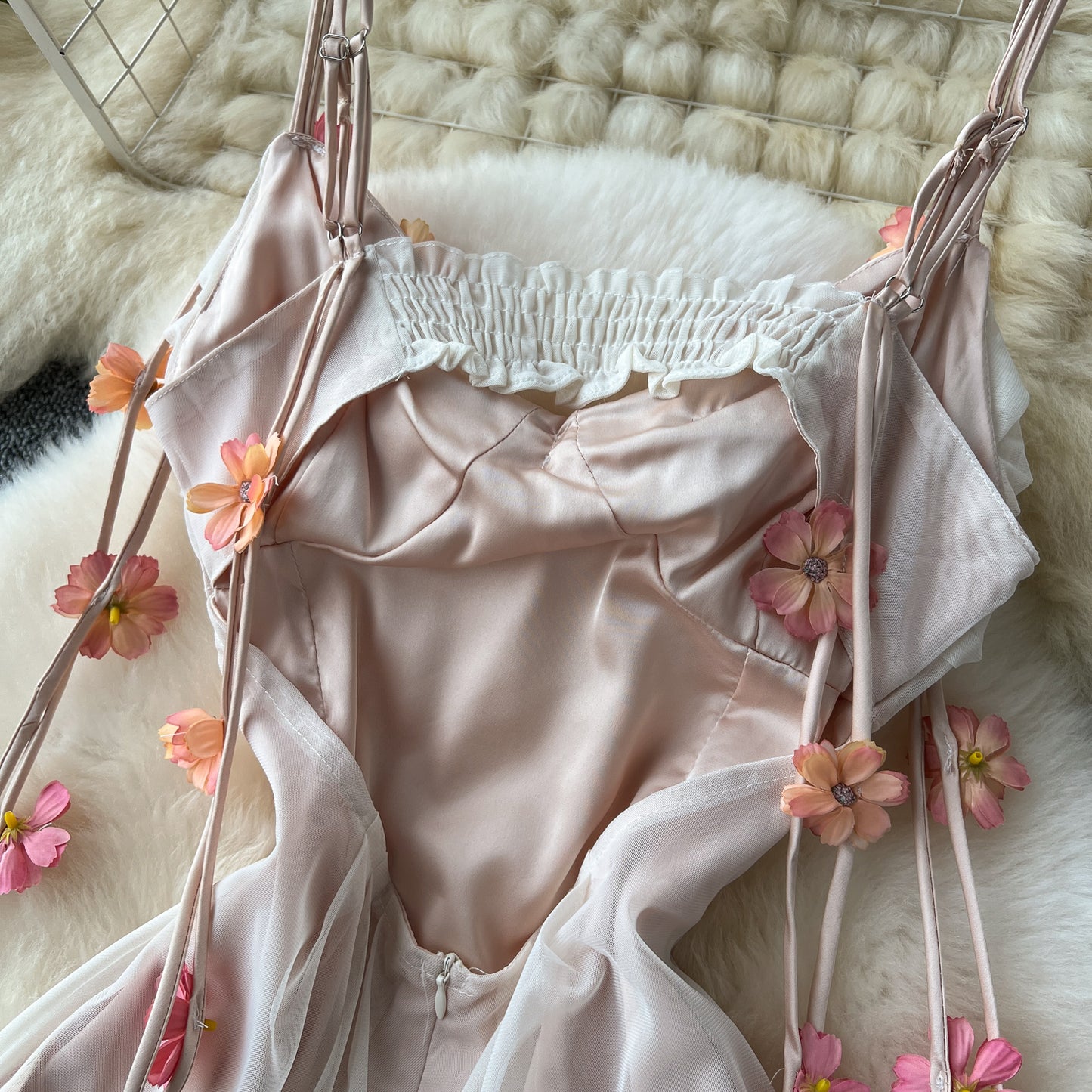 Holiday dress three-dimensional flower mesh high waist slim long skirt suspender skirt R2342