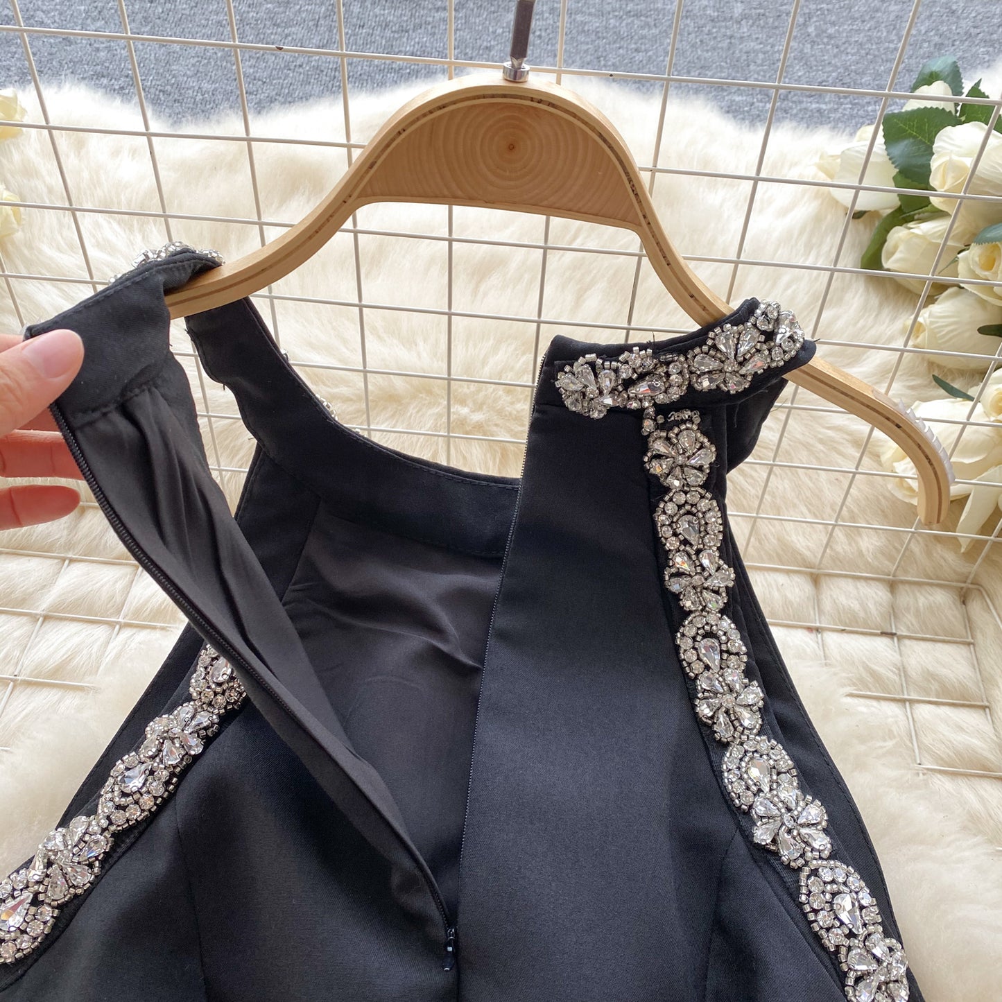 Small dress high-end niche beaded tassel slim short heavy diamond-studded halter dress R2338