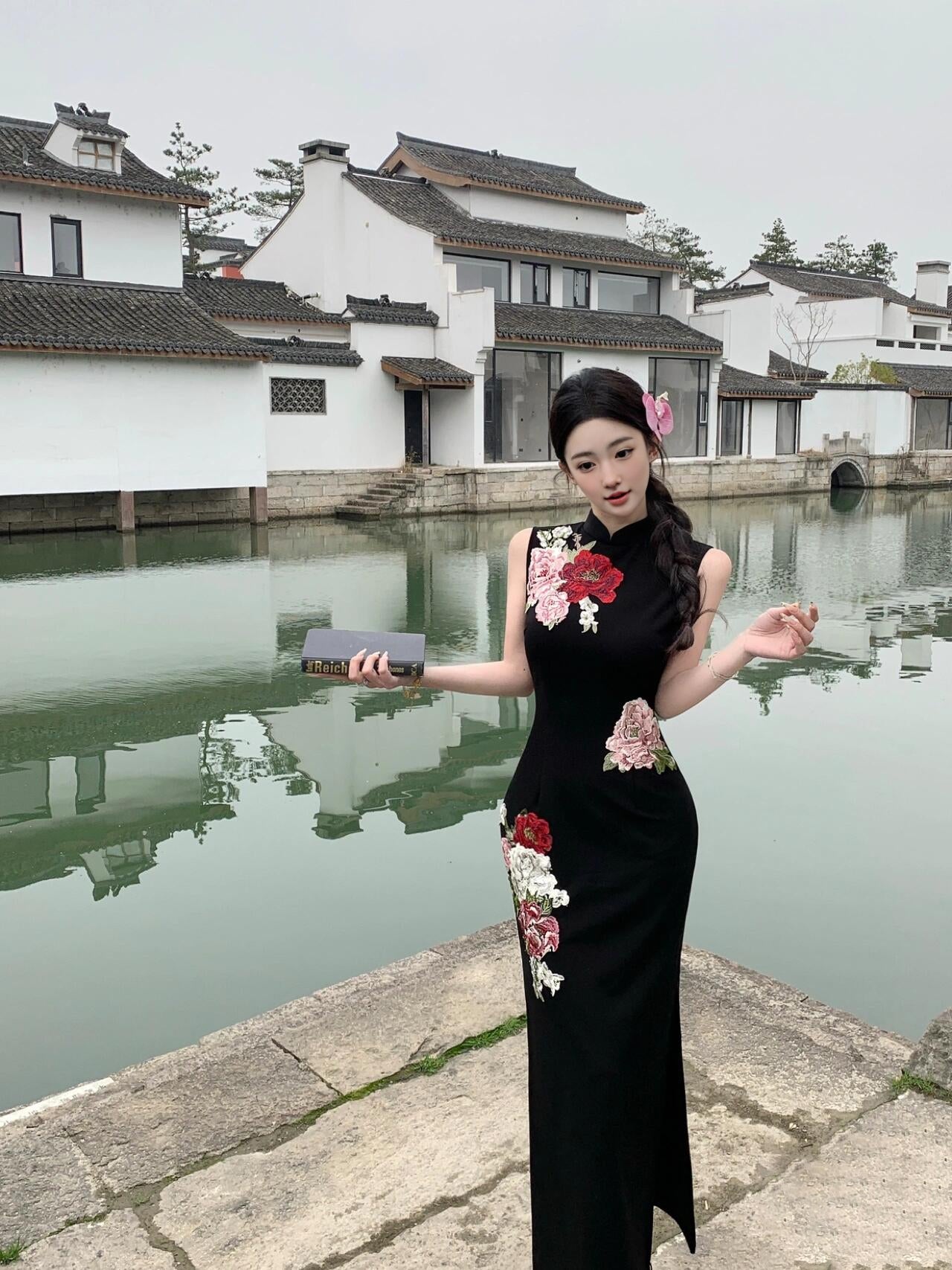 New Chinese retro stand collar dress with beautiful temperament and floral slim long skirt R0877